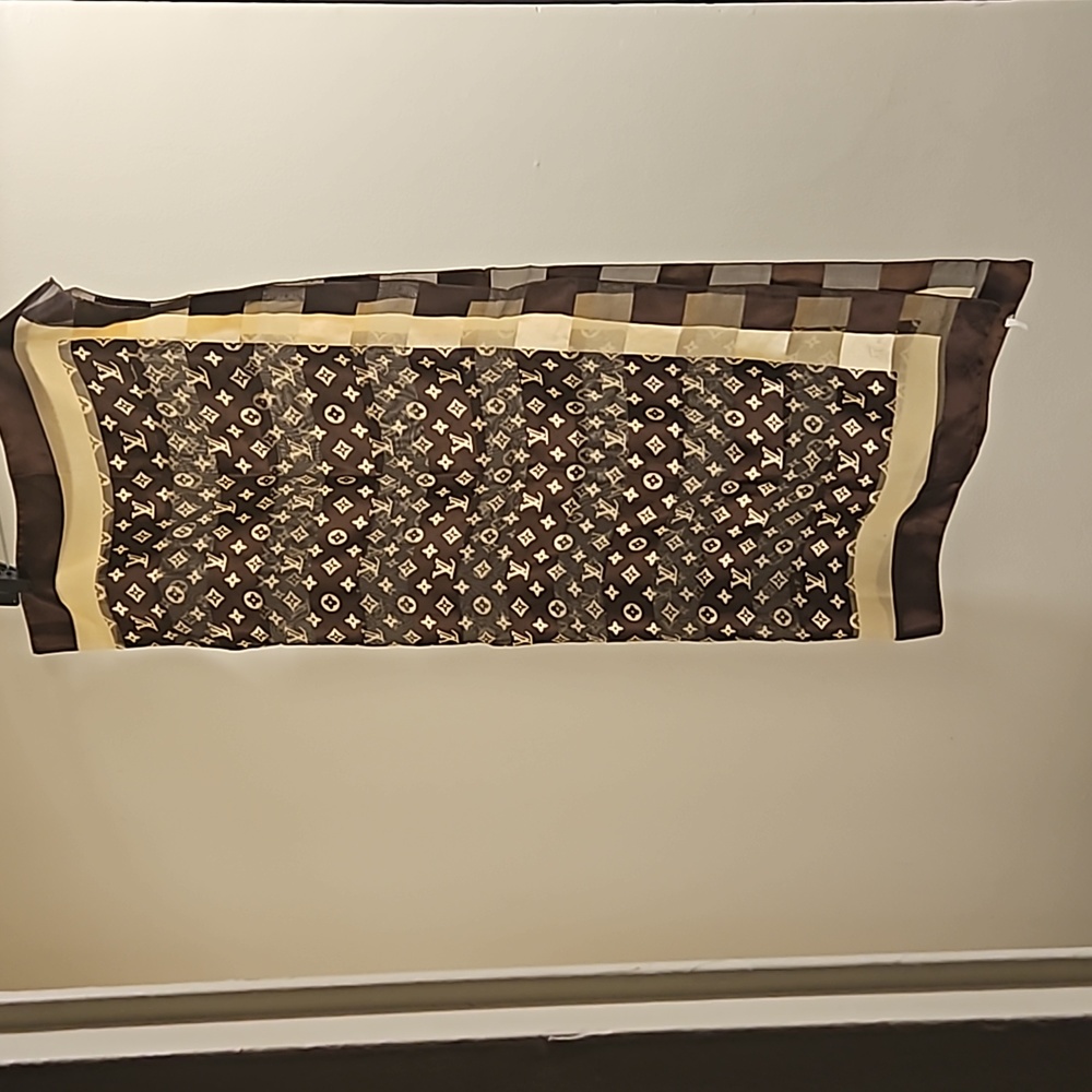 Louis vuitton  Scarf